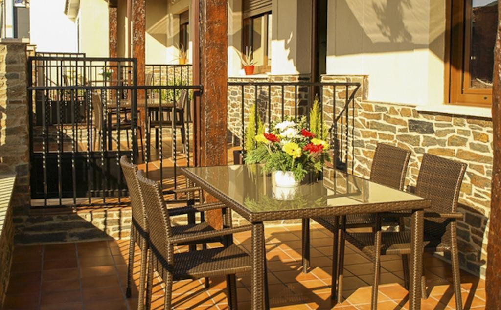 Apartamentos Rurales El Calama Zarza De Granadilla Oda fotoğraf